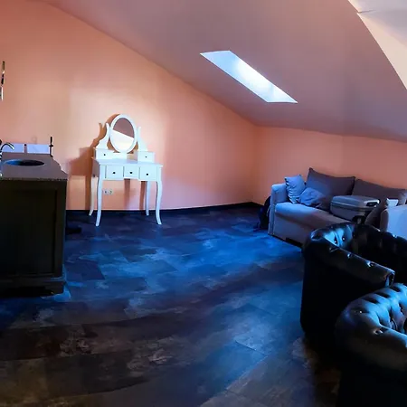 Gasthuis Weingut Mathis 1 Burgblick 3*